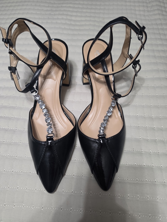 Charles By Charles David Shoes - Charles by Charles David Black Pointed T-Strap Heels with Crystal Accent